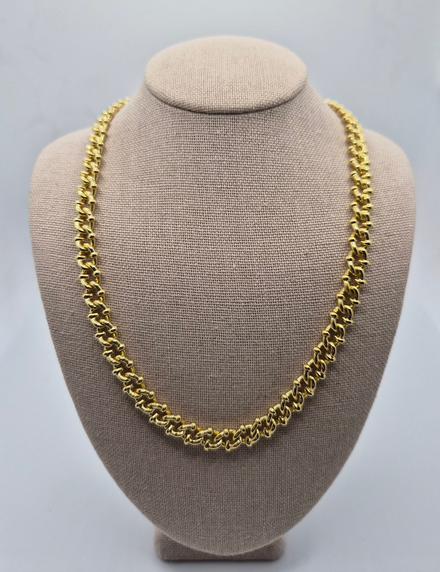 Chloe Chain