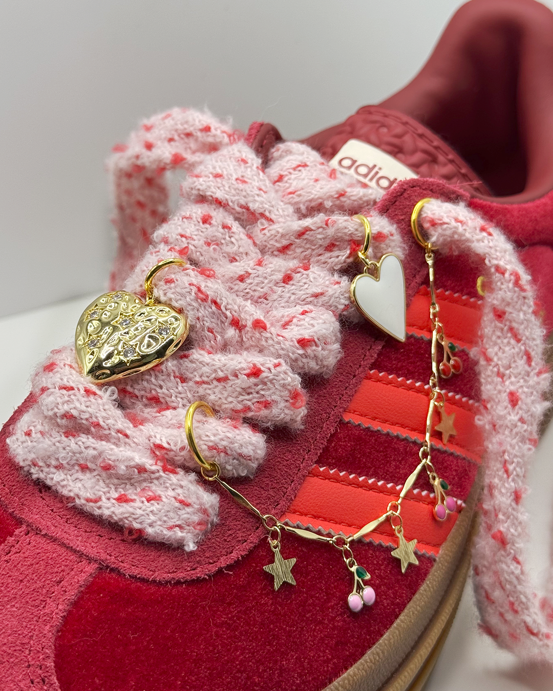 Fab & Fuzzy Shoelaces
