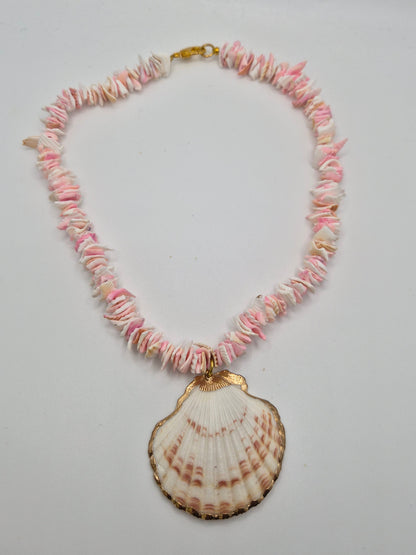 Sally Seashell Necklace