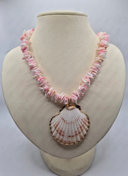 Sally Seashell Necklace